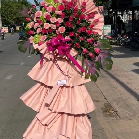 kệ hoa khai trương 11